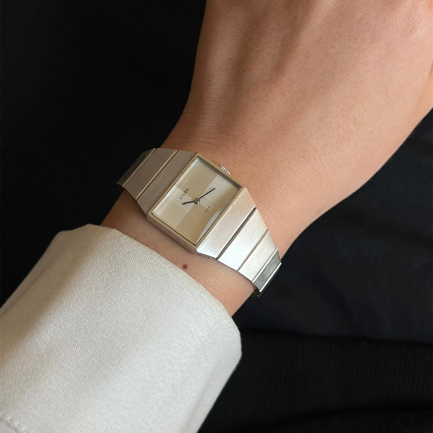 Mens Retro-Style Minimalist Casual Watch