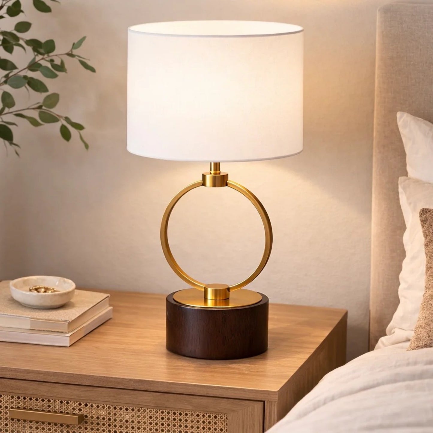 Lampe de chevet nordique en métal, abat-jour circulaire grillagé, design chaleureux, 110V