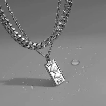 Collier Double Chaîne Cubaine Plaque Carrée Portrait - Hip Hop