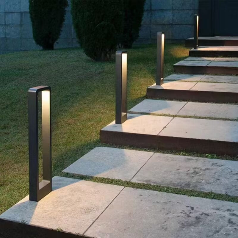 Borne Lumineuse LED de Jardin à Planter - Allée