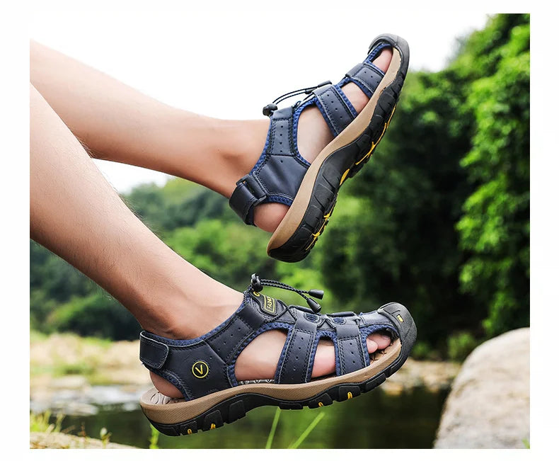 Men Leather Sandals Summer Classic Men's Outdoor Sandals Soft Comfortable Beach Sandals Slippers Men Shoes Large Size 38-48