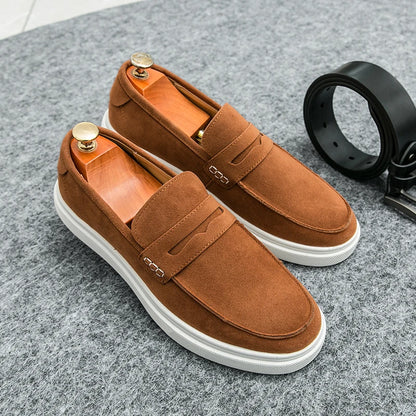 New Brown Sneakers Men Black Slip-On Solid Sport Shoes Men's Vulcanize Shoes for Men with  Size 38-46 Men Shoes