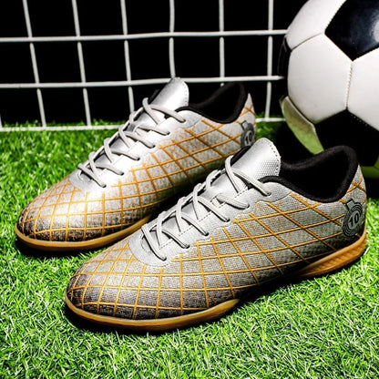 Football Boots Men Breathable Comfortable Indoor Long Spikes Outdoor Comfortable Soccer Shoes Ultralight Lightweight Top Quality