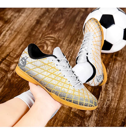 Football Boots Men Breathable Comfortable Indoor Long Spikes Outdoor Comfortable Soccer Shoes Ultralight Lightweight Top Quality