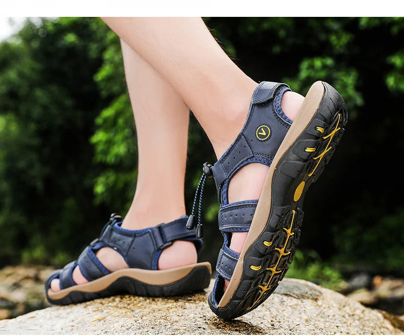 Men Leather Sandals Summer Classic Men's Outdoor Sandals Soft Comfortable Beach Sandals Slippers Men Shoes Large Size 38-48