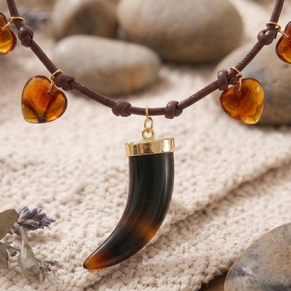 Collier Cordon Cuir Bohème - Pendentif Dent de Loup Résine