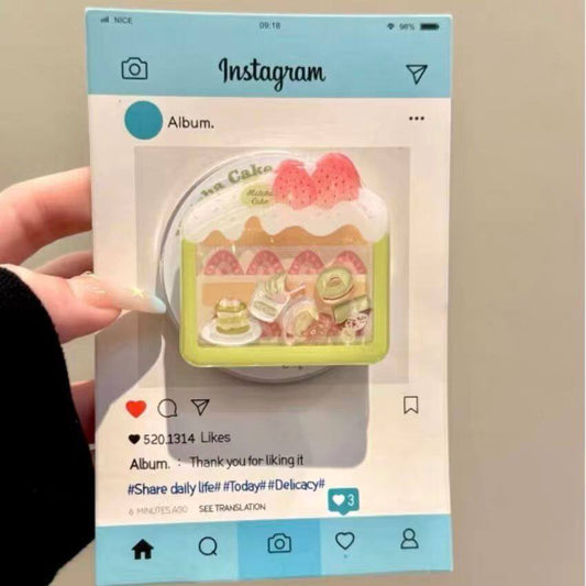 Shake-and-Shake Strawberry Cake Magnetic Phone Holder