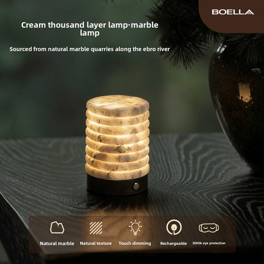 Lampe en albâtre naturel teinte crème