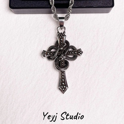Collier Pendentif Croix Serpent Chaîne Torsadée - Style Gothique Punk