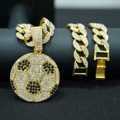 Collier Pendentif Football Chaîne Cubaine Strass