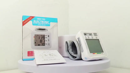 Wrist Blood Pressure Monitor, LCD Display, Audio Prompts, Adjustable Cuff, Irregular Heartbeat Detection, Easy To Use, Perfect For Elderly Care, For Medical And Home Use, Blood Pressure Monitor (without Batteries), Good Gift